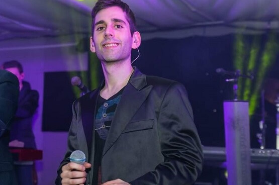 cerco cantante per matrimonio torino