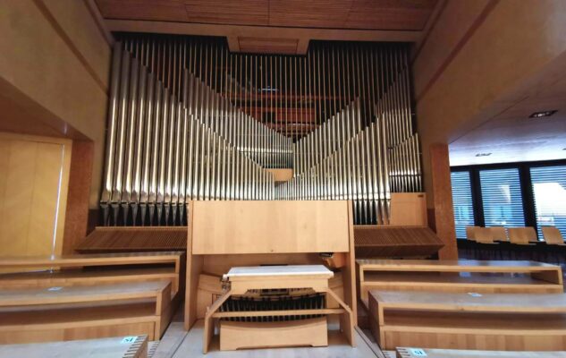 Musica sacra liturgica - Organista per la cerimonia in Chiesa